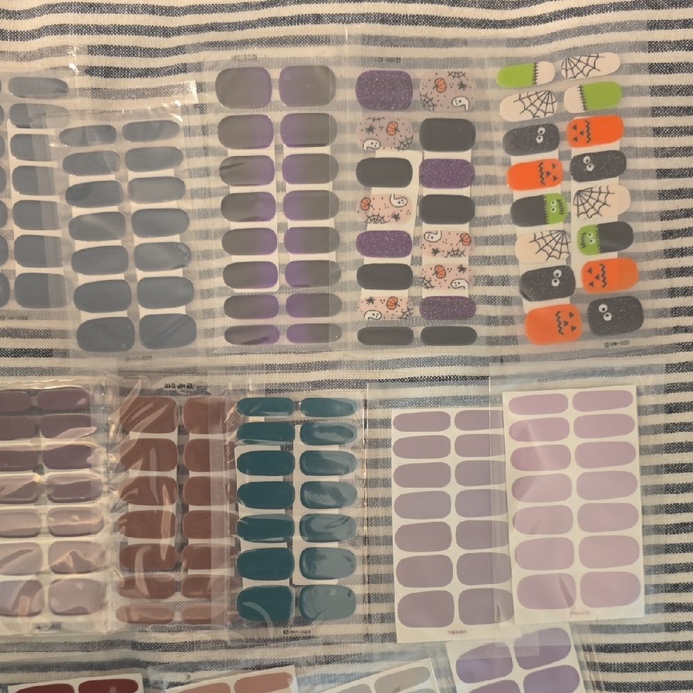 Assorted Nail Wraps Bundle - Picture 2 of 5